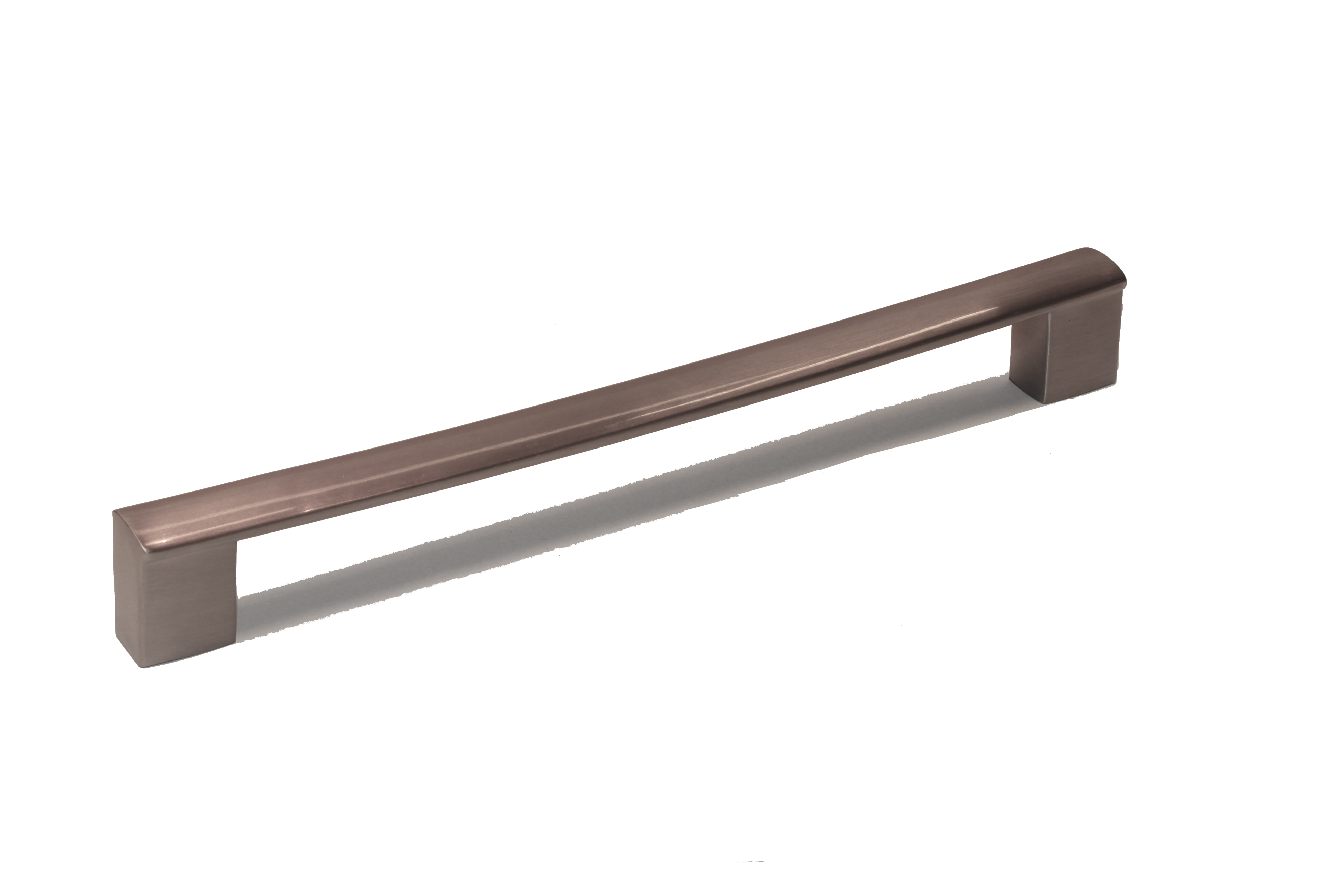 Stilrent handtag i borstad krom, modern design, tre storlekar.